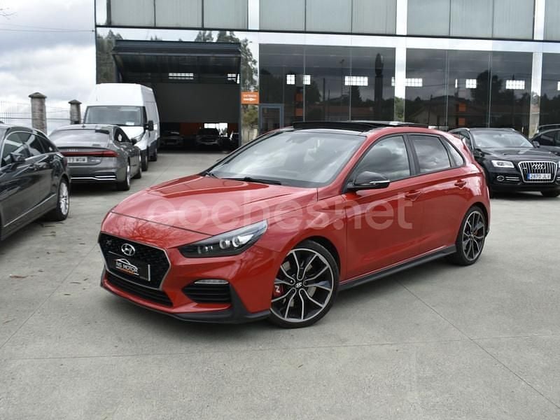Rojo Usado 2018 Hyundai i30 N Performance Berlina | 22.900 € (Buen precio) - Imagen 1/4