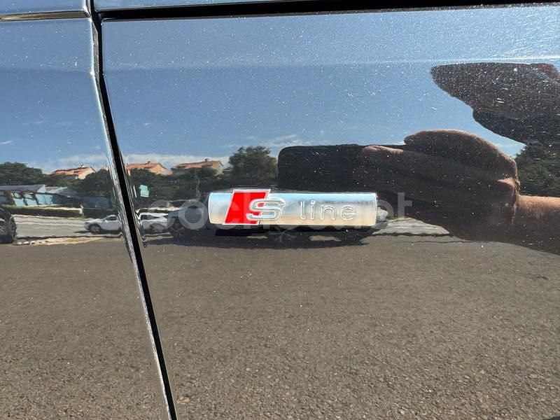 Usado Audi A4 S-Line 163 CV (119 kW) 2021 Negro Familiar