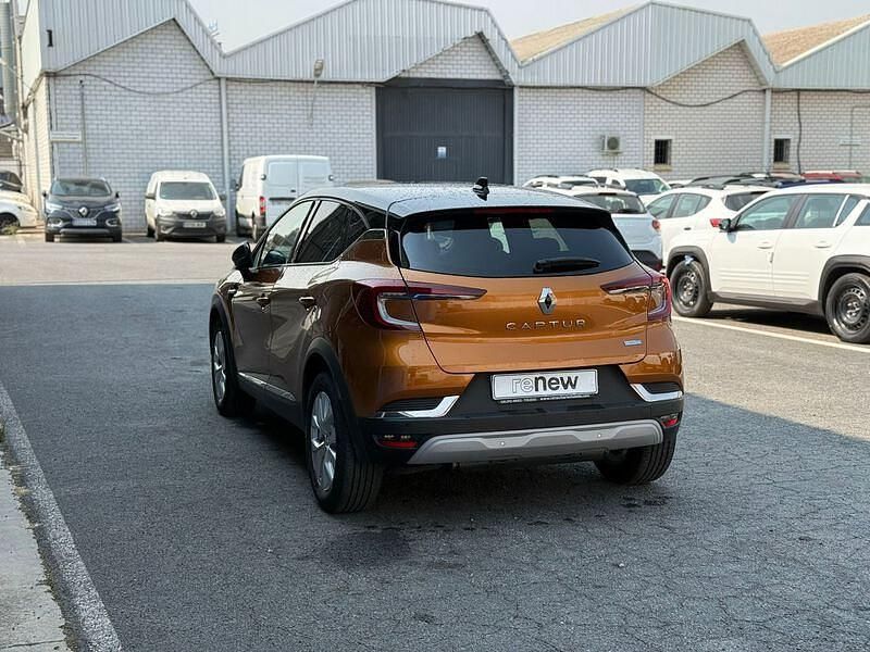 Usado Renault Captur Zen 159 HP (116 kW) 2020 Laranja SUV