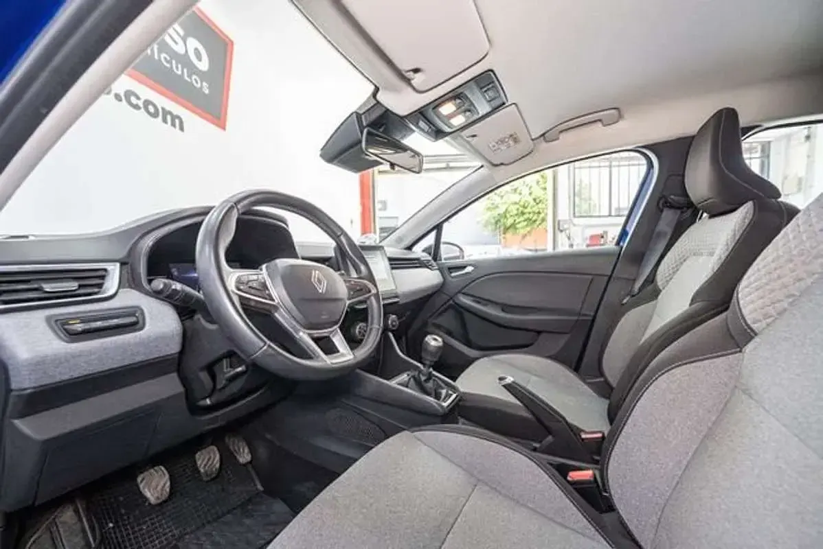 Usado Renault Clio Evolution 91 CV (66 kW) 2024 Azul Utilitario