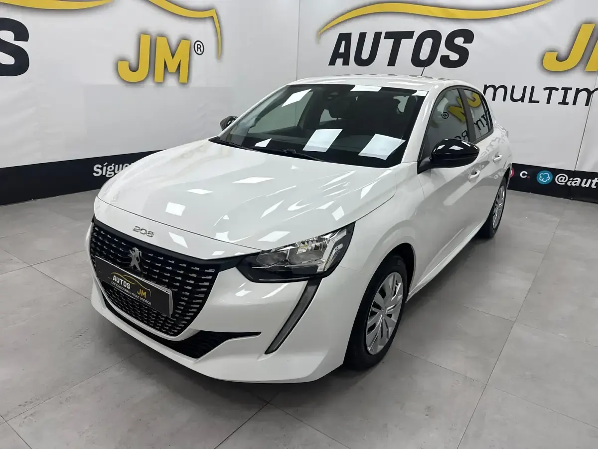 Usado Peugeot 208 Active 100 CV (73 kW) 2022 Blanco Utilitario