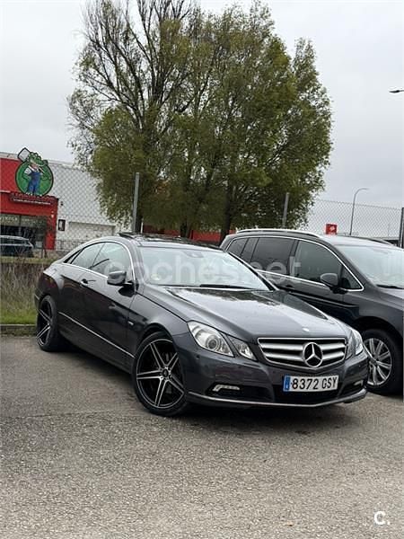 Usado Mercedes E350 Elegance 231 CV (169 kW) 2010 Gris / plata Coupe