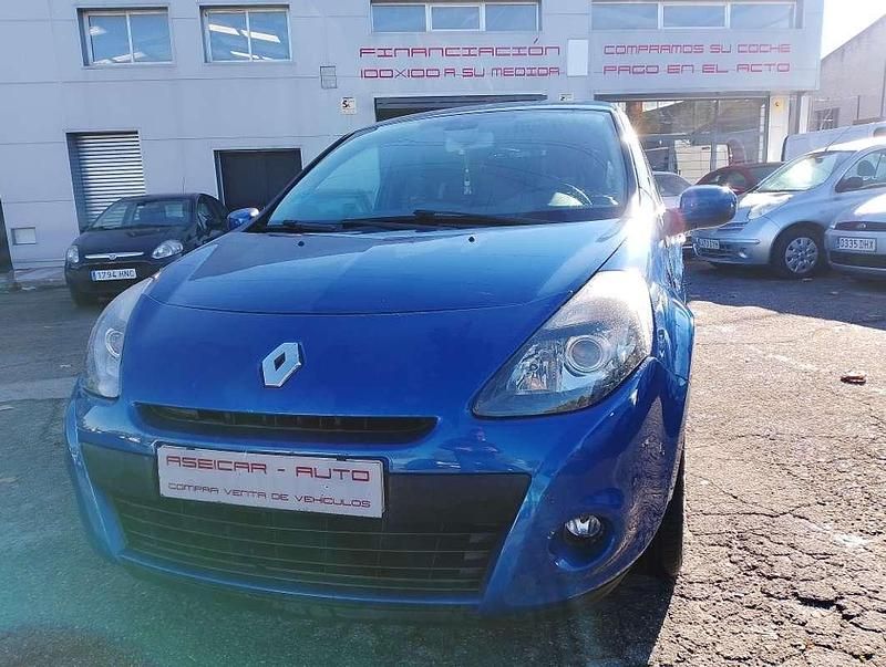 Azul Usado 2009 Renault Clio II Utilitario | 3500 € (Buen precio) - Imagen 1/4