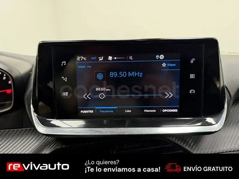 Usado Peugeot 208 Active 102 CV (75 kW) 2021 Amarillo Utilitario