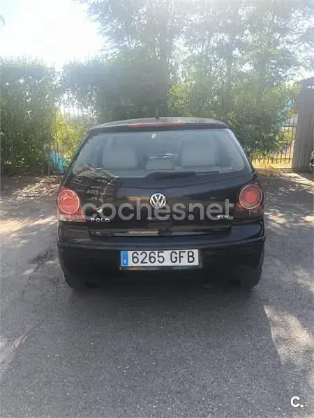 Usado VW Polo United 70 CV (51 kW) 2008 Negro Utilitario