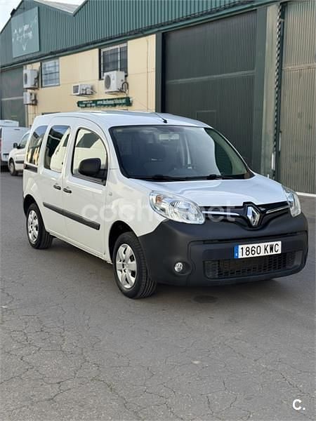 Usado Renault Kangoo 95 CV (69 kW) 2021 Blanco Monovolumen