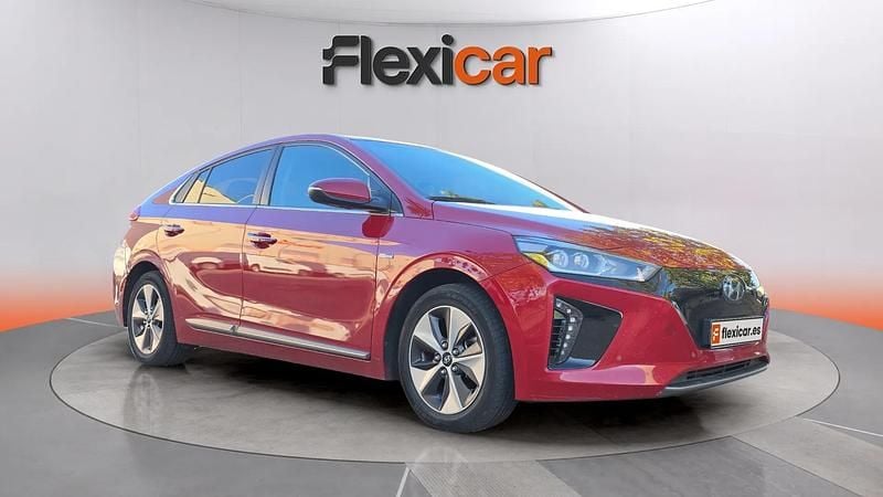 Usado Hyundai Ioniq 88 kW (120 CV) 2019 Rojo Utilitario