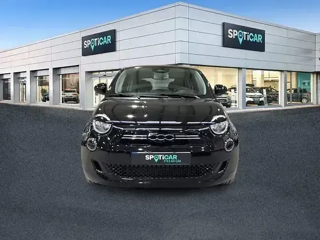 Usado Fiat 500e Icon 86 kW (118 CV) 2023 Negro Berlina