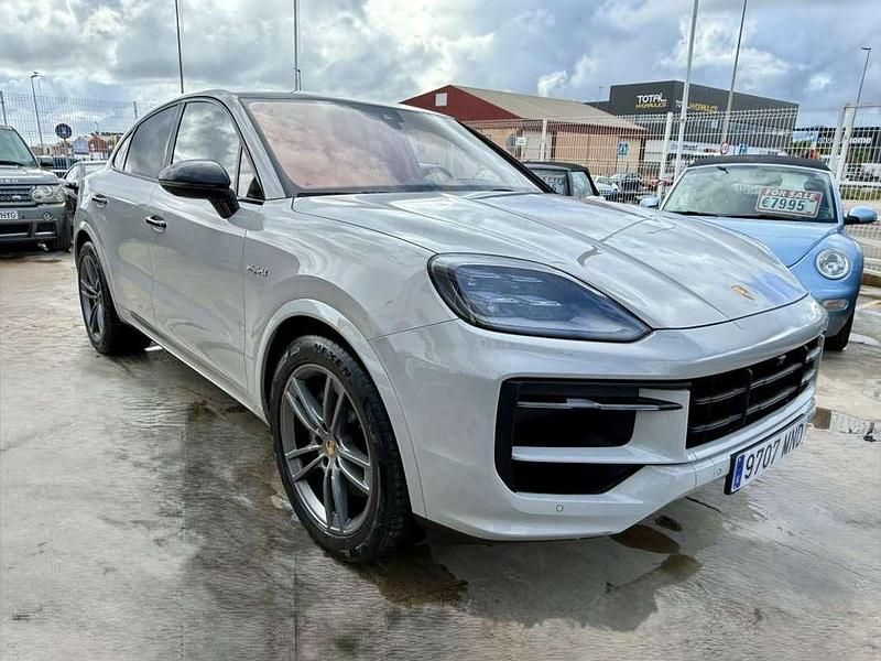 Usado Porsche Cayenne 470 CV (345 kW) 2024 Gris SUV
