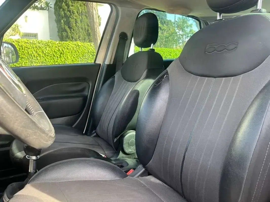 Usado Fiat 500L Lounge 120 CV (88 kW) 2015 Blanco Monovolumen