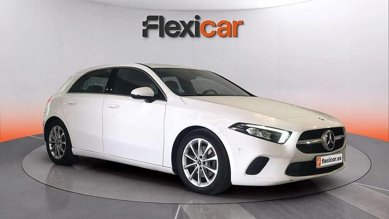 Usado Mercedes A200 151 CV (111 kW) 2019 Blanco Berlina