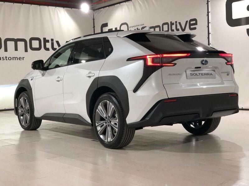 Usado Subaru Solterra 159 kW (217 CV) 2024 Blanco SUV