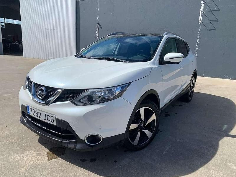 Usado Nissan Qashqai N-Connecta 163 CV (119 kW) 2015 Blanco SUV