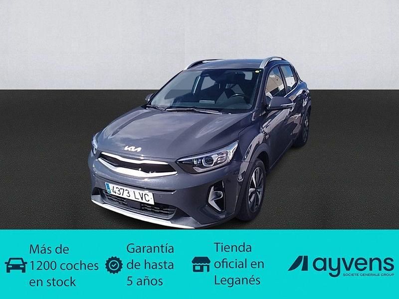 Usado Kia Stonic 120 CV (88 kW) 2021 Gris SUV