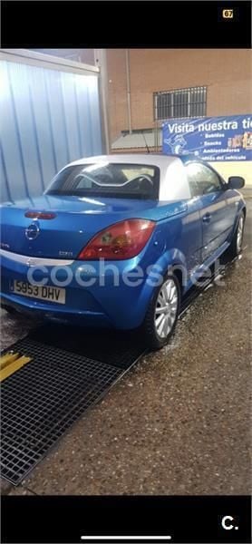 Usado Opel Tigra Enjoy 70 CV (51 kW) 2005 Azul Descapotable
