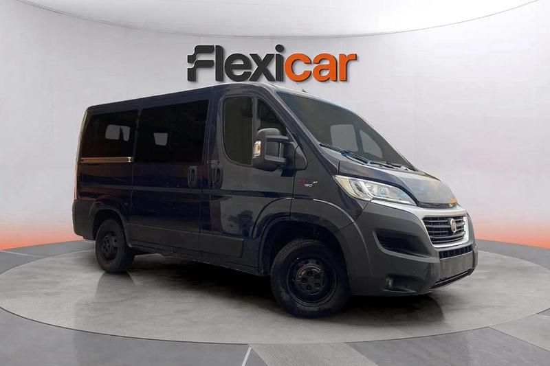 Azul Usado 2018 Fiat Ducato Van | 18.490 € (Buen precio) - Imagen 1/4
