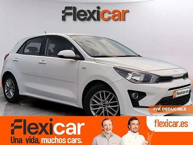 Blanco Usado 2022 Kia Rio Berlina | 12.490 € (Precio justo) - Imagen 1/4