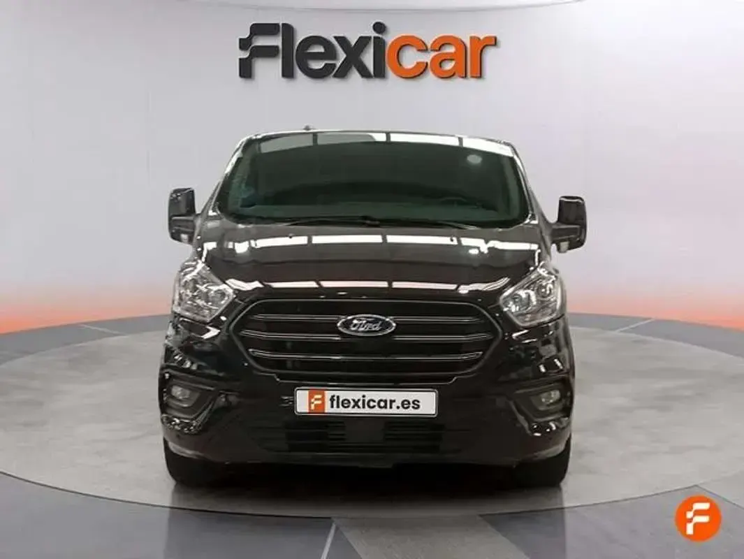 Usado Ford Transit Custom Trend 131 CV (96 kW) 2023 Negro Familiar