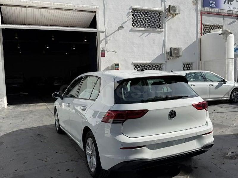 Usado VW Golf VIII 115 CV (84 kW) 2021 Blanco Berlina