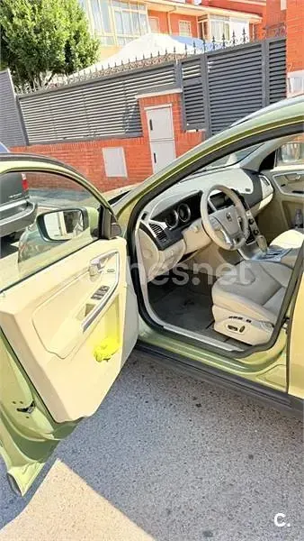 Usado Volvo XC60 Summum 163 CV (119 kW) 2012 Verde SUV