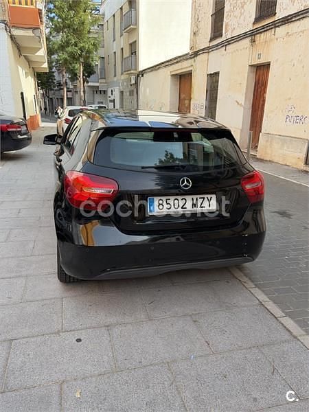 Usado Mercedes A200 AMG line 136 CV (100 kW) 2017 Negro Berlina