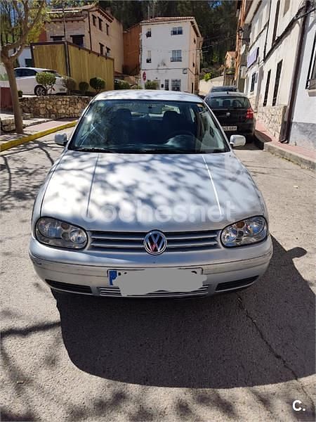 Usado VW Golf III Highline 115 CV (84 kW) 1999 Gris / plata Berlina