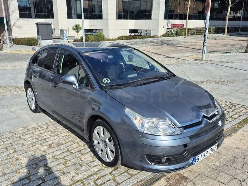 Usado Citroën C4 138 CV (101 kW) 2006 Gris / plata Berlina