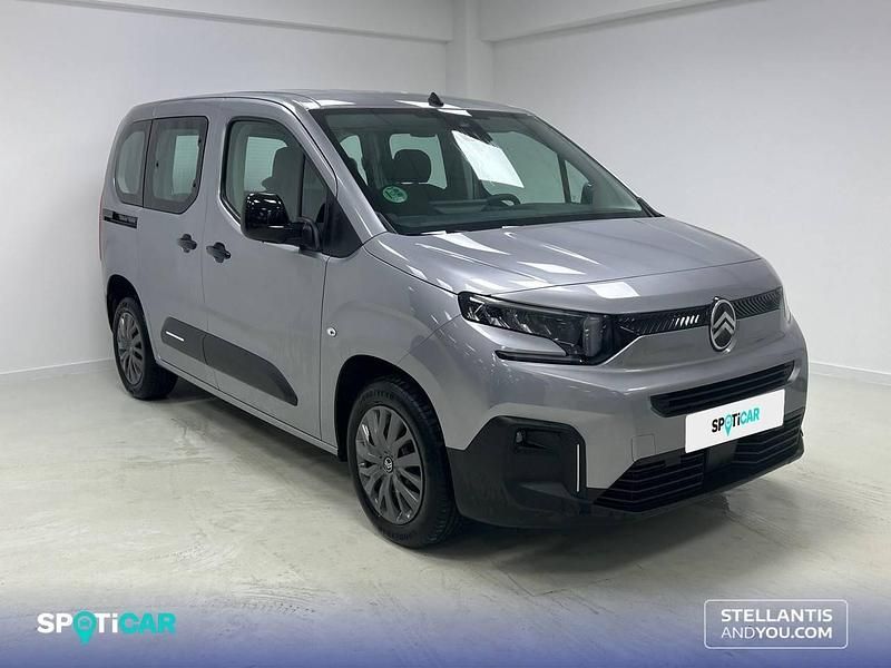 Usado Citroën Berlingo 102 CV (75 kW) 2025 Gris Monovolumen