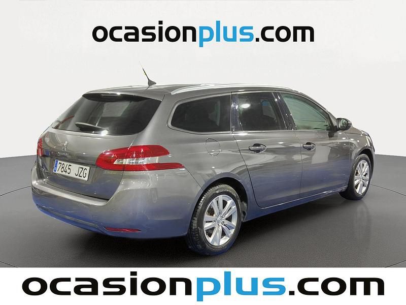 Usado Peugeot 308 Style 120 CV (88 kW) 2017 Gris Familiar