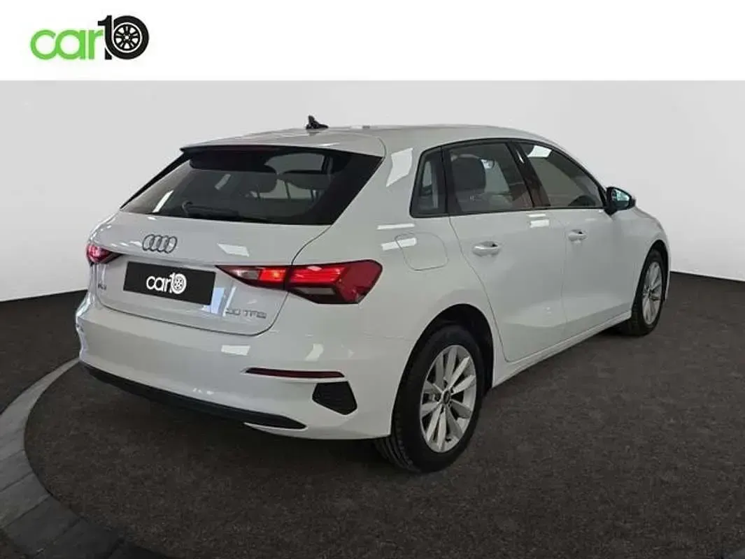 Usado Audi A3 Premium 110 CV (80 kW) 2021 Blanco Berlina