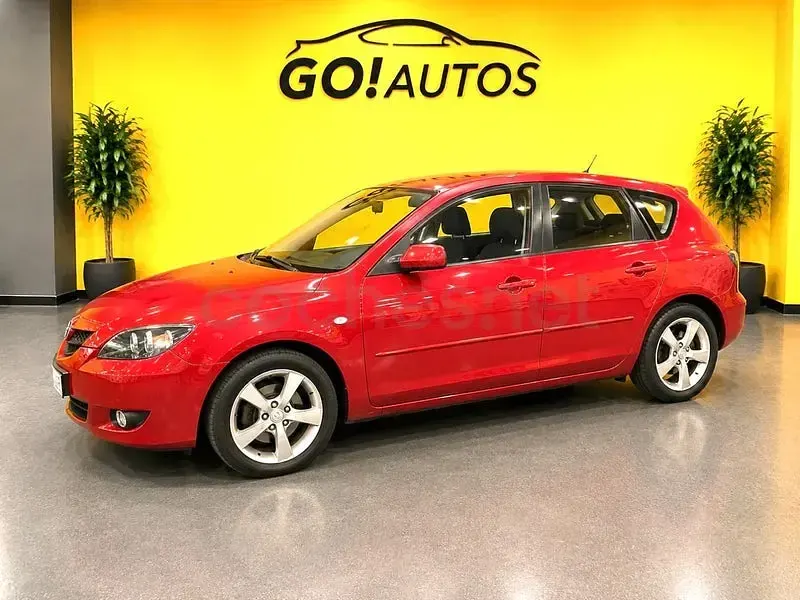 Usado Mazda 3 Active 109 CV (80 kW) 2004 Rojo Berlina