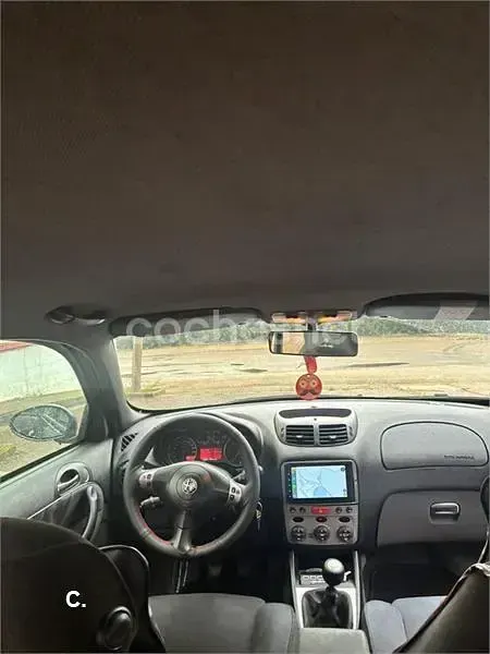 Usado Alfa Romeo 147 120 CV (88 kW) 2005 Negro Utilitario