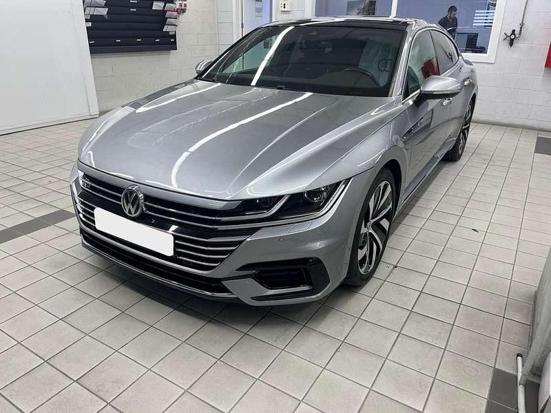 Usado VW Arteon R-line 190 CV (139 kW) 2020 Gris Coupe