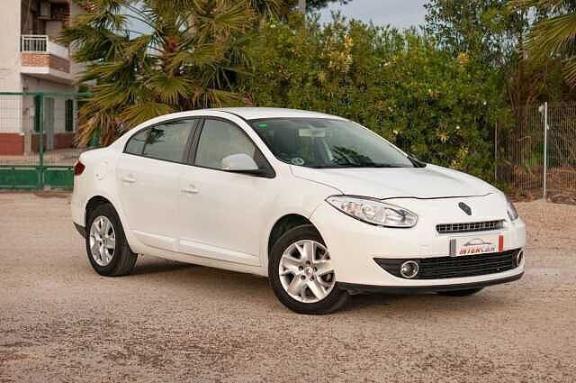 Blanco Usado 2011 Renault Fluence Dynamique Berlina | 4400 € (Precio justo) - Imagen 1/4