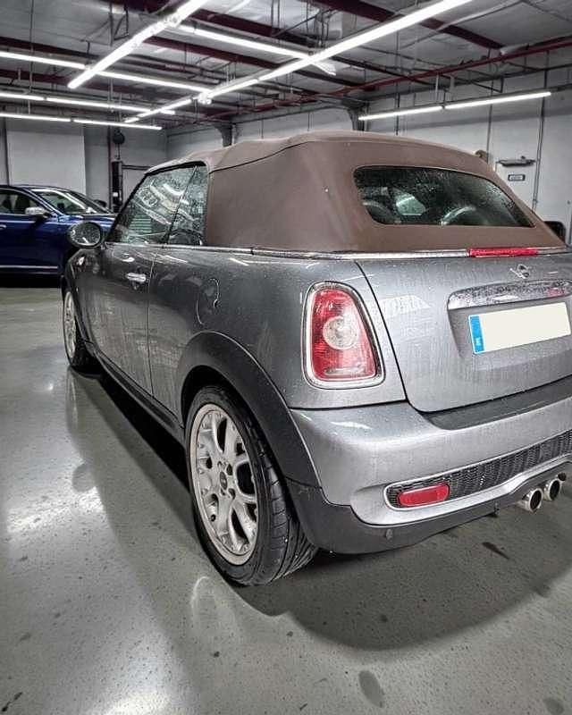 Usado Mini Cooper Cabriolet 174 CV (127 kW) 2010 Gris Descapotable
