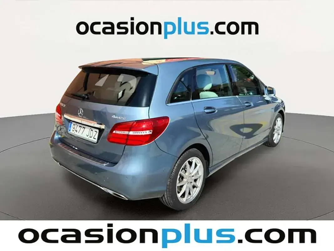 Usado Mercedes B220 Urban 177 CV (130 kW) 2015 Azul Utilitario