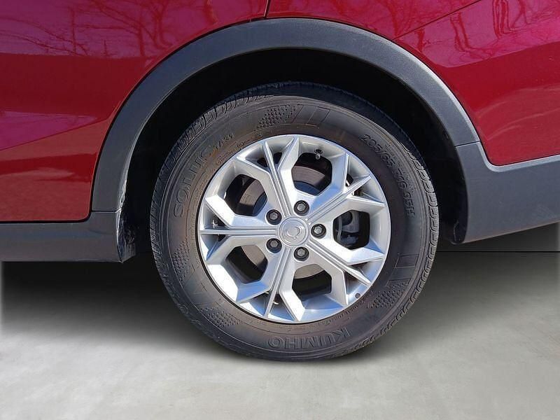 Usado Ssangyong (KGM) Tivoli 163 CV (119 kW) 2023 Rojo SUV