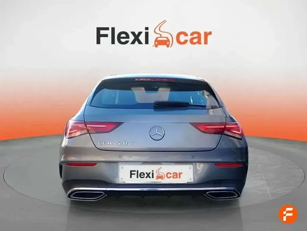 Usado Mercedes CLA220 192 CV (141 kW) 2020 Gris Coupe