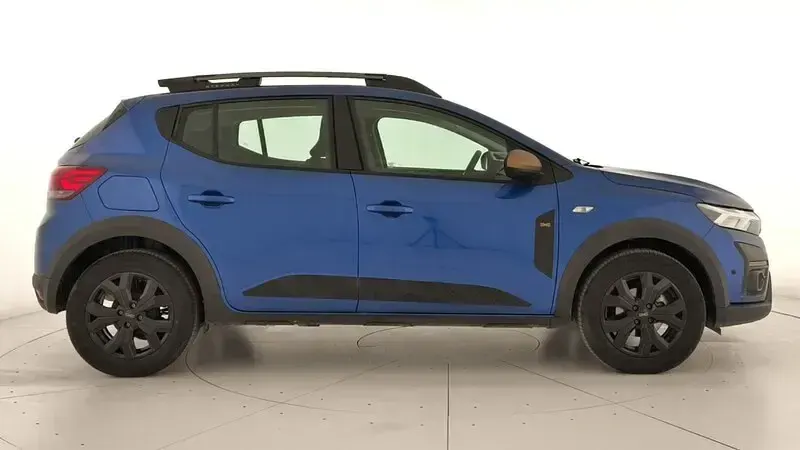 Usado Dacia Sandero Extreme 100 CV (73 kW) 2025 Azul Berlina