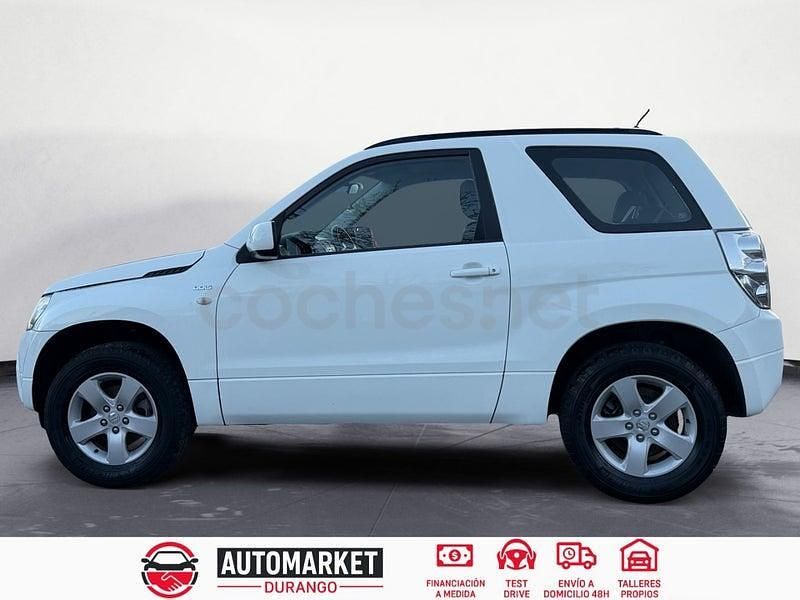 Usado Suzuki Grand Vitara City 129 CV (94 kW) 2011 Blanco SUV
