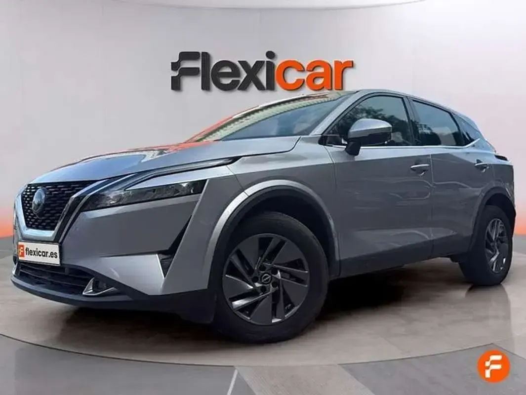 Usado Nissan Qashqai Acenta 158 CV (116 kW) 2024 Gris SUV