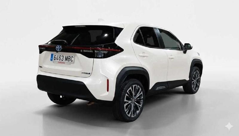 Usado Toyota Yaris Cross Style 116 CV (85 kW) 2022 Blanco SUV