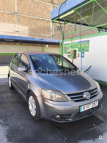 Usado VW Golf Plus Cross Sportline 115 CV (84 kW) 2005 Gris / plata Monovolumen