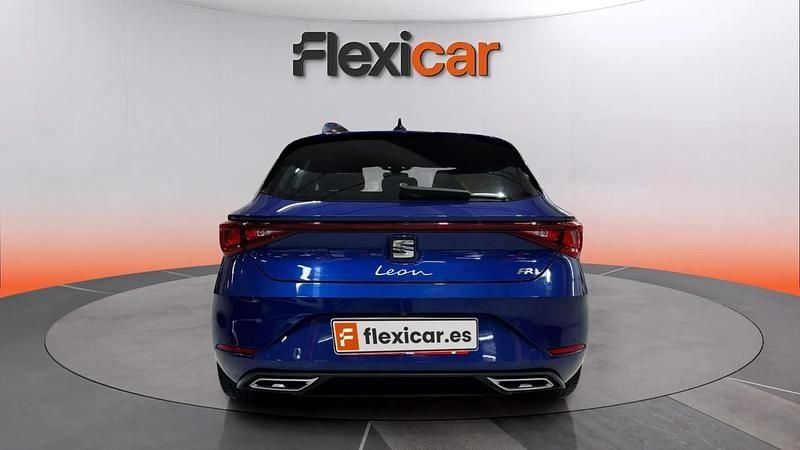 Usado Seat Leon FR 150 CV (110 kW) 2021 Azul Utilitario