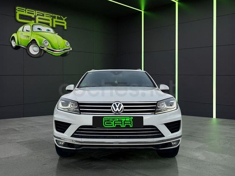 Second-hand VW Touareg 262 CP (192 kW) 2015 Alb SUV