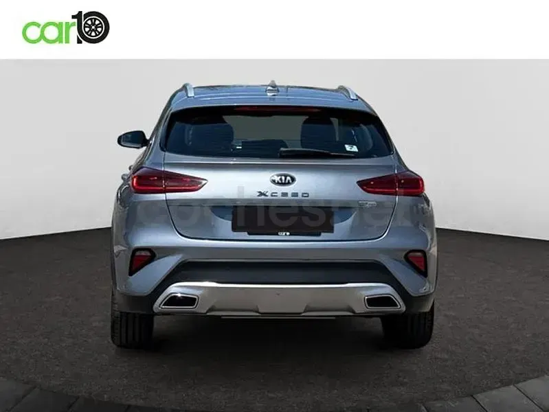 Usado Kia XCeed 141 CV (103 kW) 2021 Gris / plata SUV