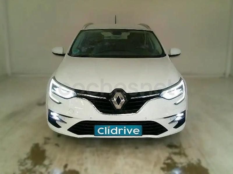 Usado Renault Mégane GrandTour Techno 115 CV (84 kW) 2022 Blanco Familiar