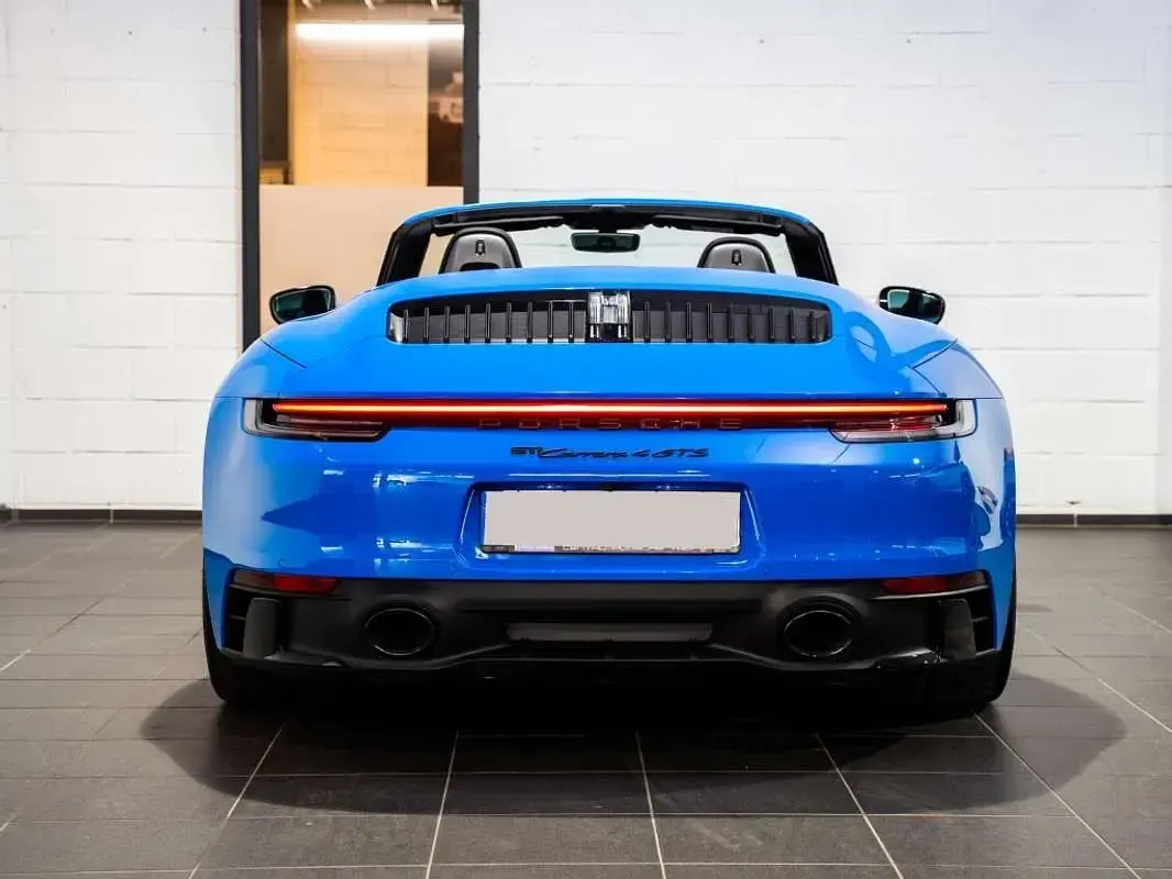 Usado Porsche 911 Carrera GTS 480 CV (353 kW) 2024 Azul Descapotable