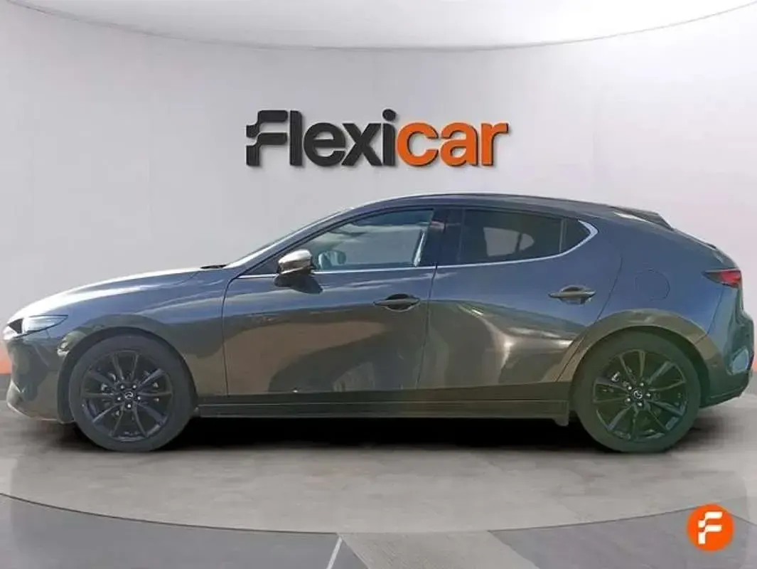 Usado Mazda 3 122 CV (89 kW) 2021 Gris Berlina