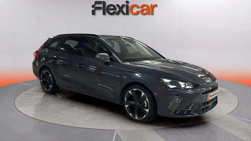 Usado Cupra Leon 150 CV (110 kW) 2025 Gris Familiar